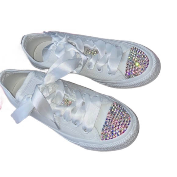 Crystal AB & Charms Low Top Converse Sizes 5-14 New In Box With Ribbon Laces - Picture 1 of 13